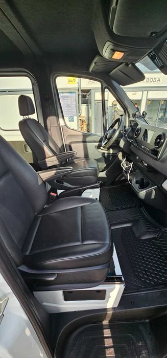 Mercedes-Benz Sprinter Doka 317