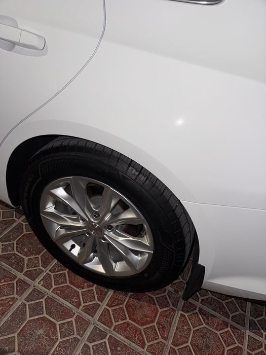 Malibu 2 premier turbo 2021 yil oq rang 98 000 km 22700$