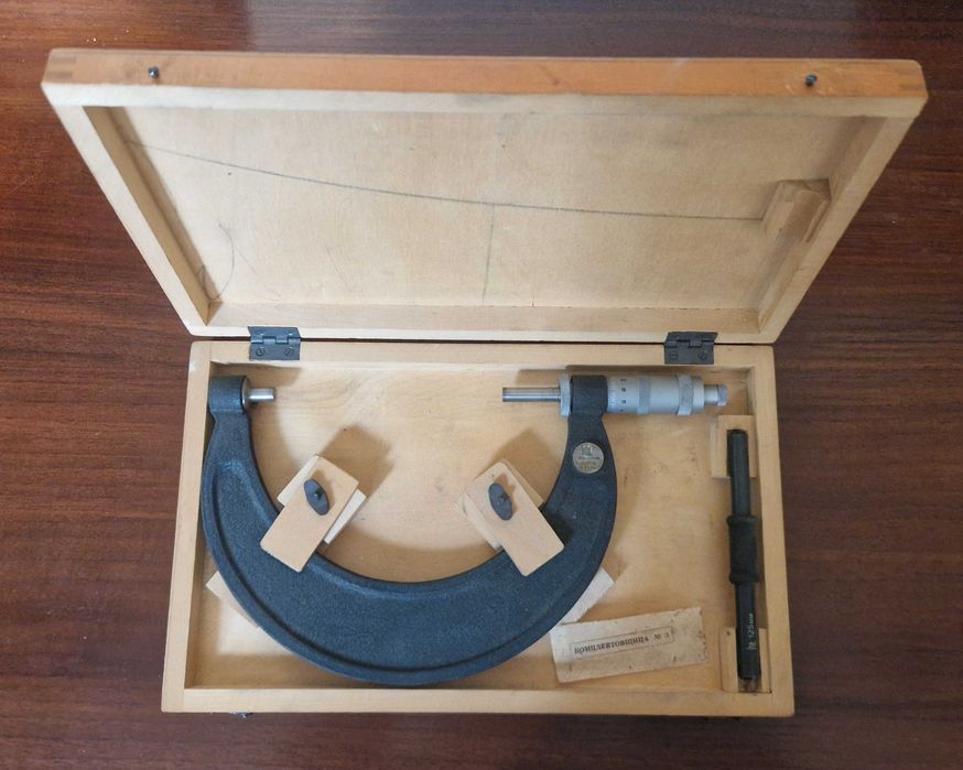 Микрометр 125-150 мм Красный Инструментарщик СССР