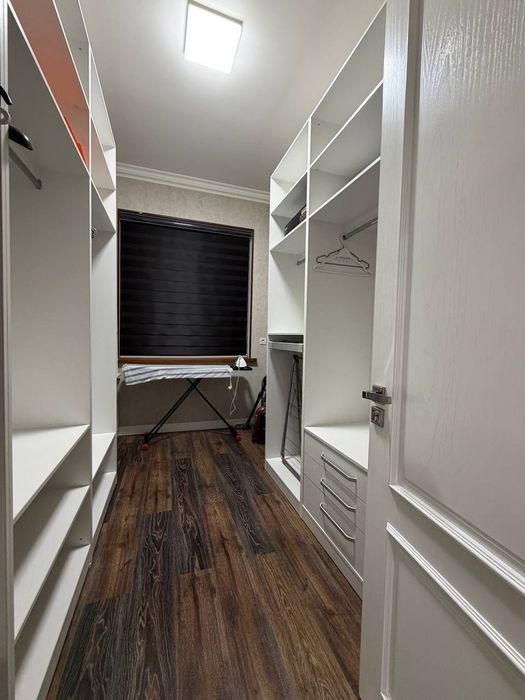 Продается 3х ком квартира, ЖК Дархан, ор-р: Академия ВС, 105м²