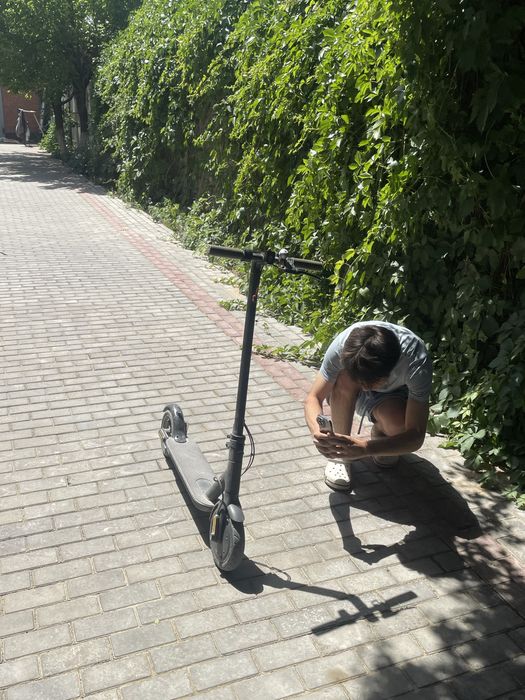 Электросамокат.