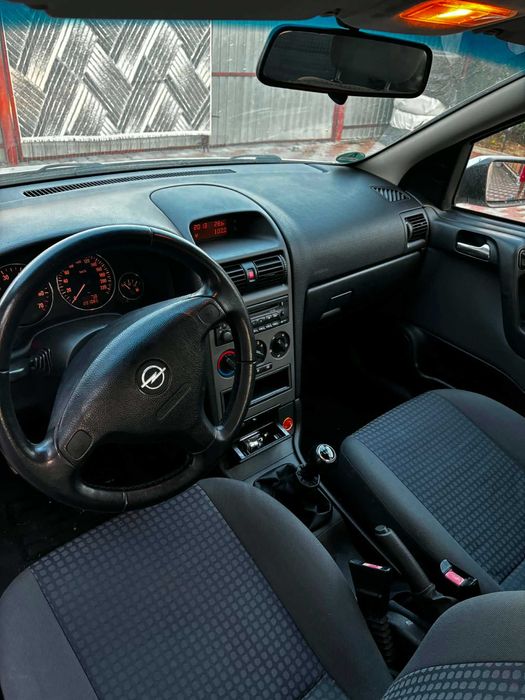 Opel astra 1.6 benzina