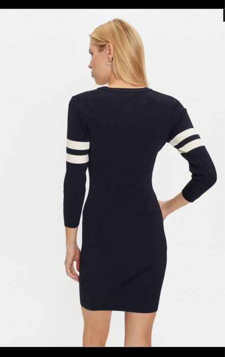 Чисто нова оригинална рокля Guess с етикет