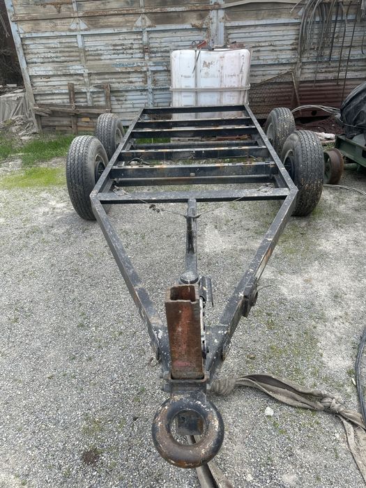 Авто прицеп 2 скатный