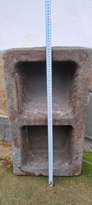 Каменно корито от дялън камък !