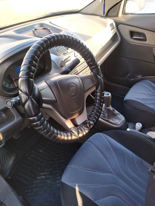 Продам Шевроле кобальт