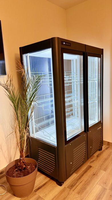Vitrina verticala frigorifica vin 144 sticle SCAIOLA ENOTECA800