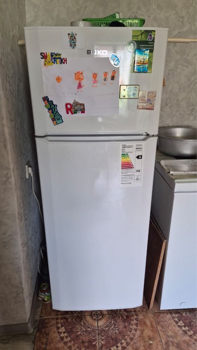 Продам холодильник