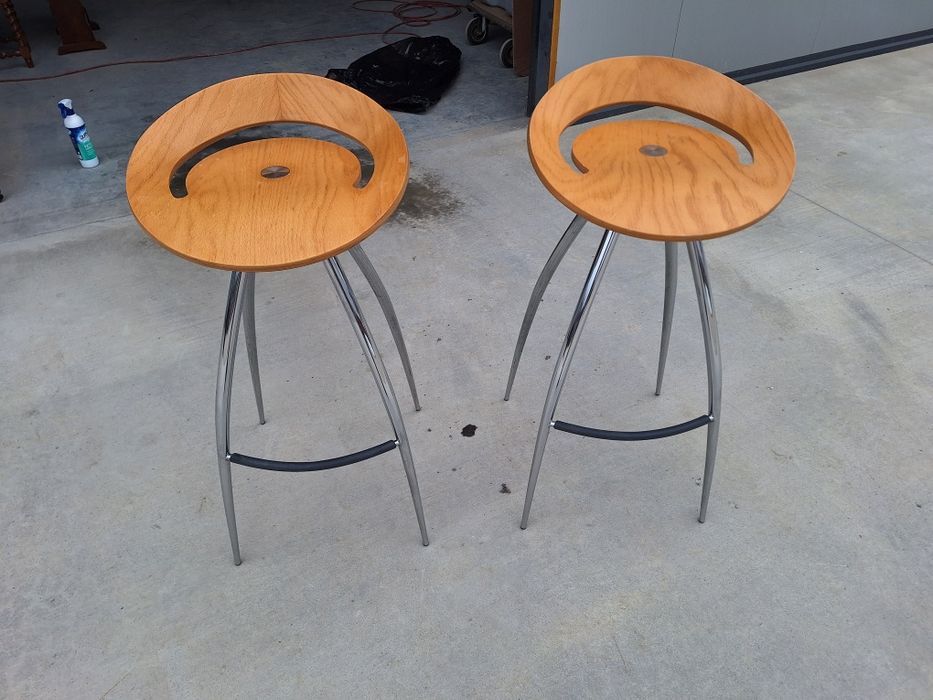 2 броя Италянски дизайнерски бар столове LYRA