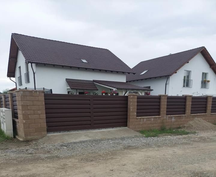Panouri T35 pentru gard – tabla 8017 maro mat Fresco