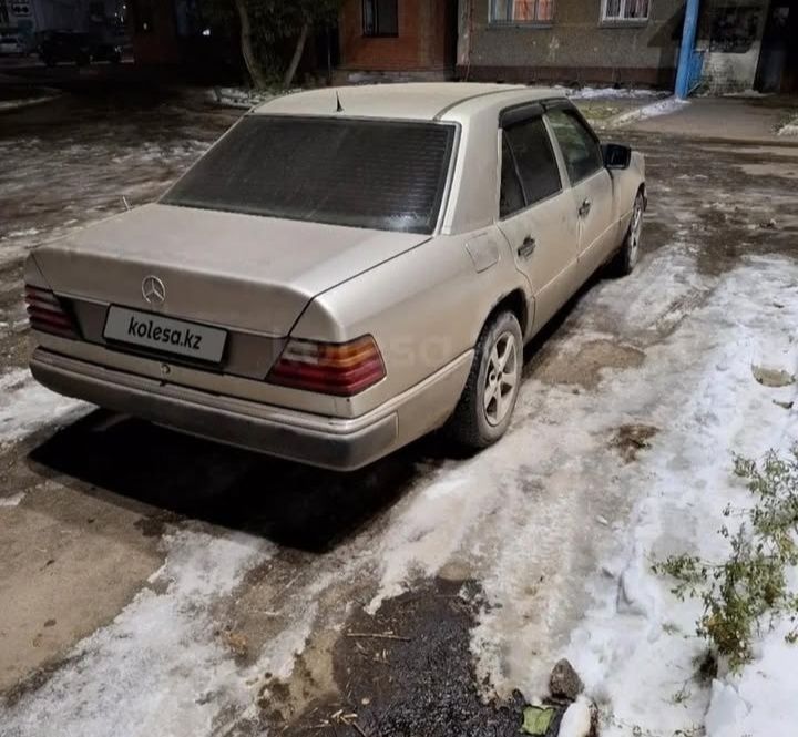 Продам Мерседес 124