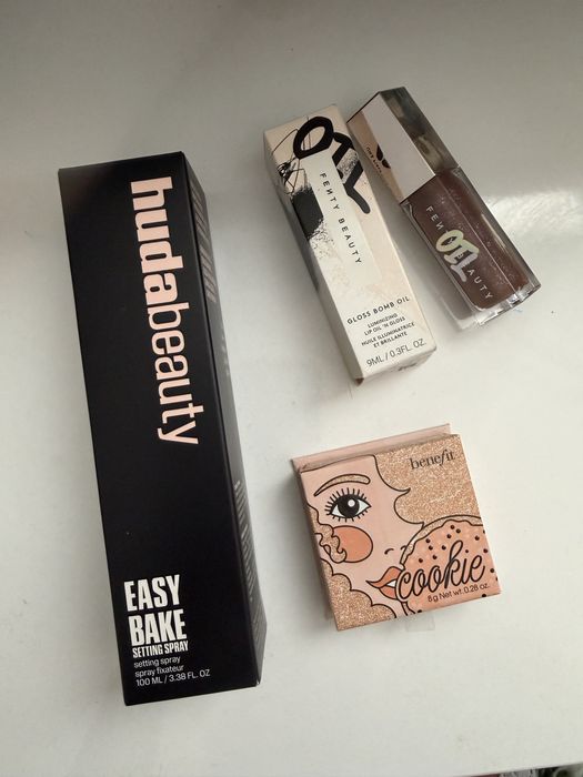 Huda, benefit, fenty