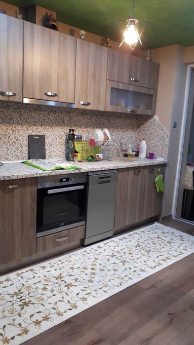 Продава се Тристаен апартамент в Раковски - 97 кв.м за 956 €/кв.м - Снимка #1