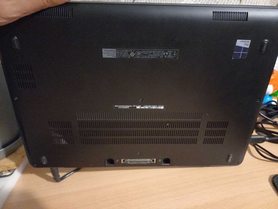 Лаптоп DELL отлично състояние