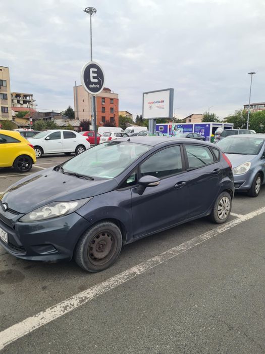 2010 ford fiesta