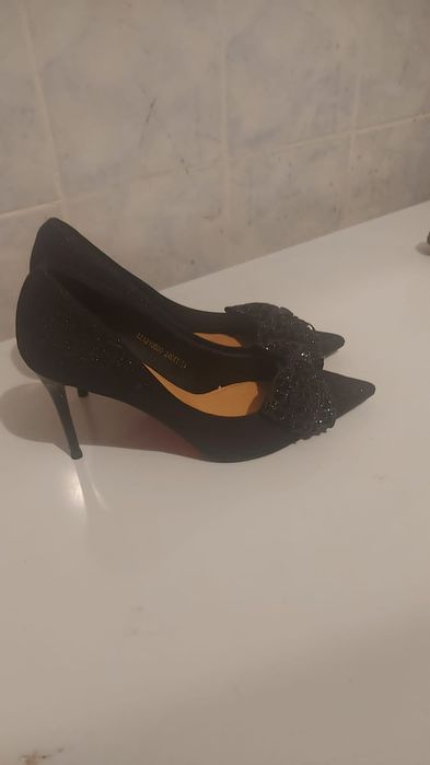 Туфли шпильки шикарные