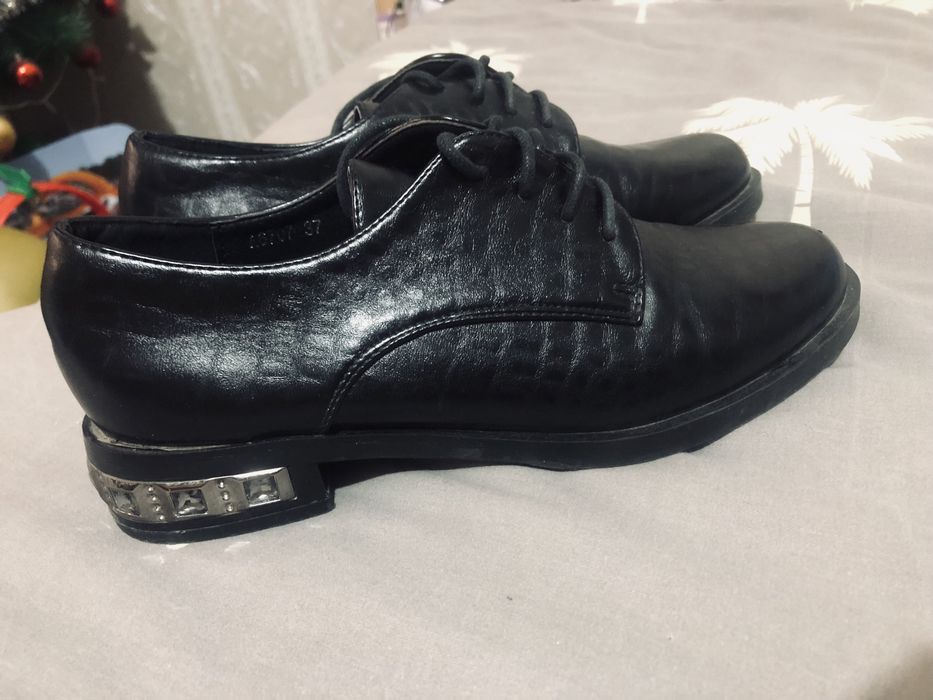 Ботинки женские