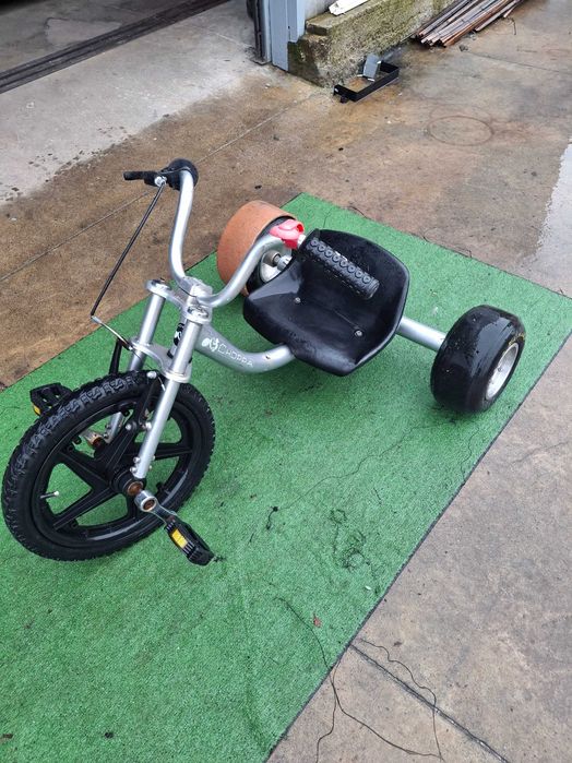 Триколка за дрифт