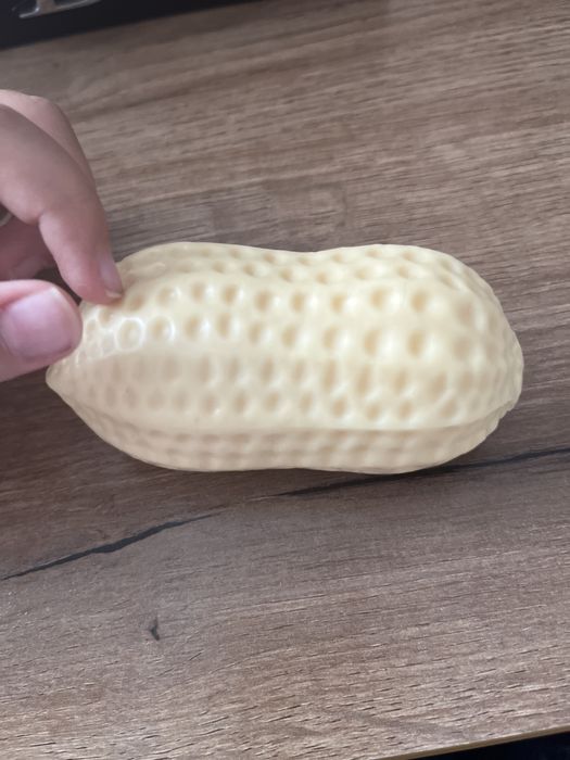 Сквишь арахис с пеной