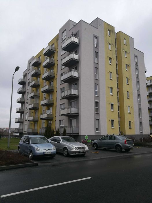 Particular inchiriez ap. 2 camere cuparcare Bartolomeu Avantgarden 2