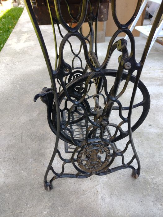 Шевна машина singer