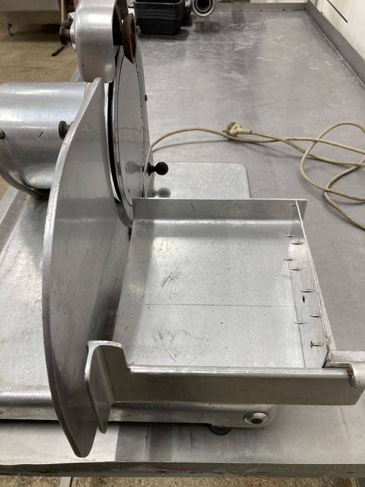 Колбасорезачка.