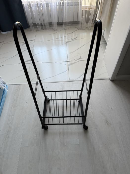 Продам напольное зеркало