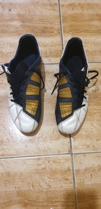 Продавам Бутонки NT90