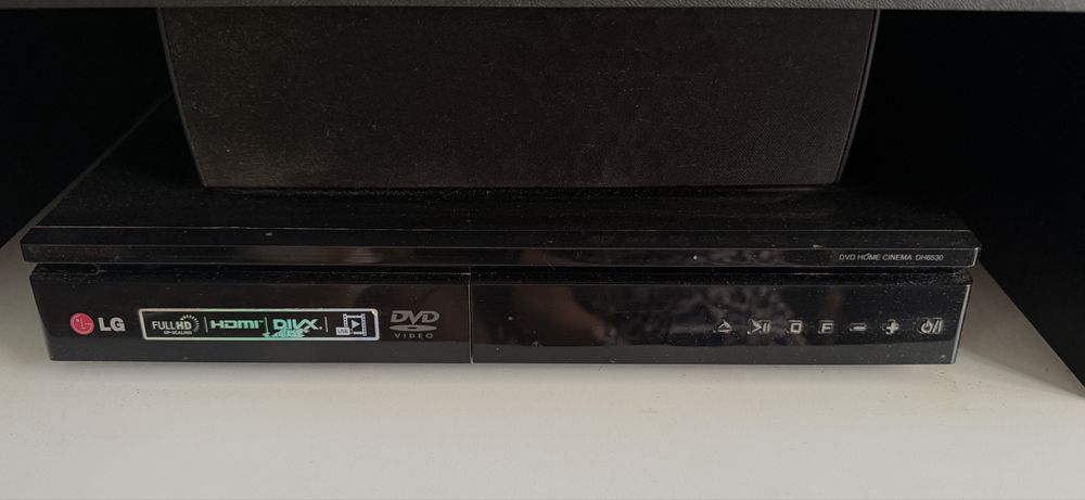 sistem LG DVD Home Cinema DH6530.