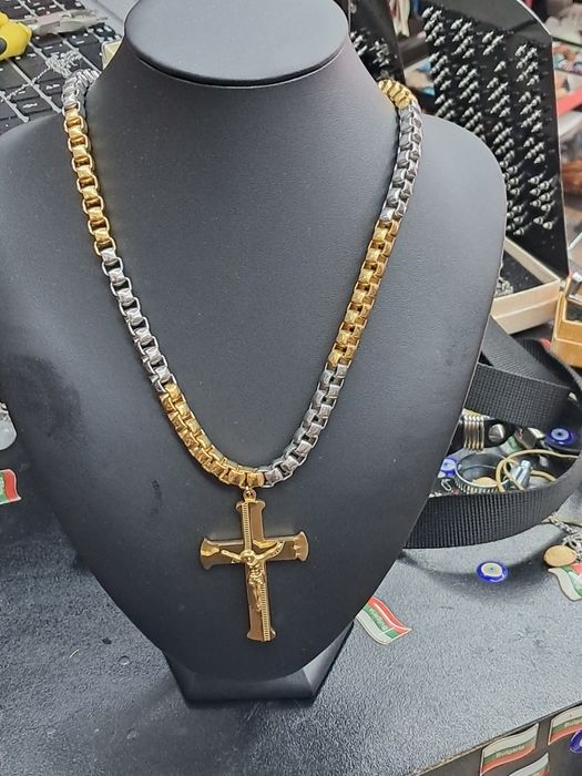 Ланец от медицинска стомана