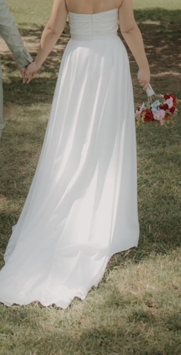 Rochie mireasa cu trena detasabila