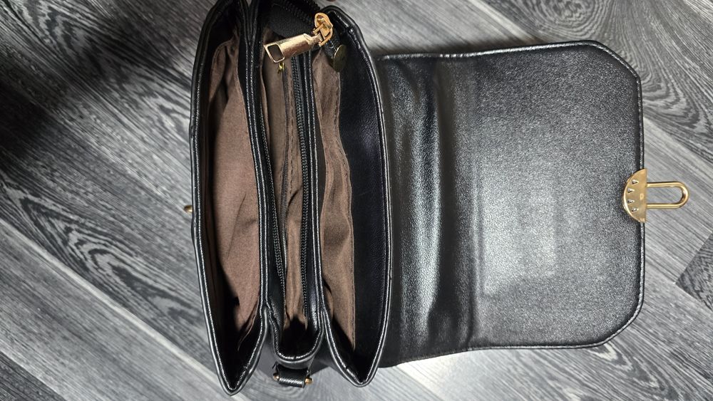 Geanta de mana ca noua