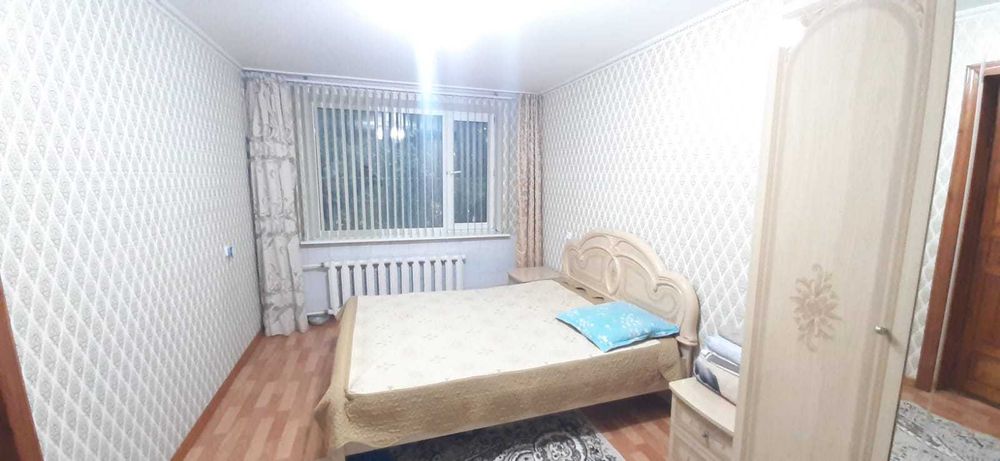 Продаю 4 комнатную квартиру