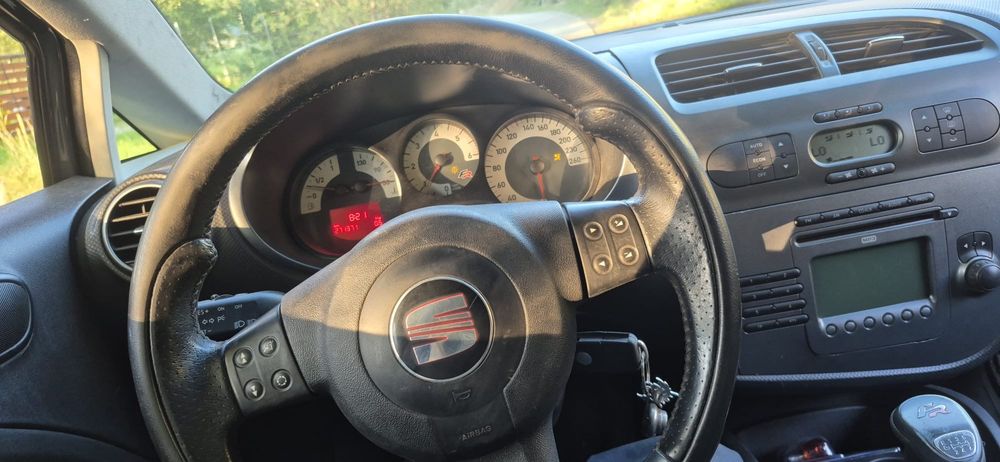 SEAT Leon 2007 — imagine 5