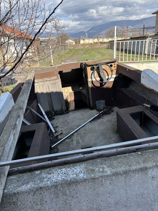 Продавам лодка скутер скутер