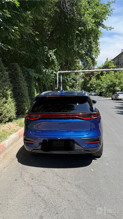Продаю своб машину BYD TANG 4.4 full 635 km