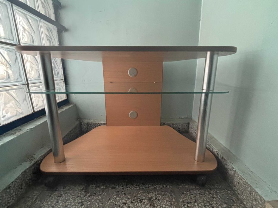 Холна масичка за телевизор и техника