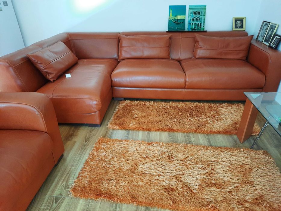 Set canapea de colt si fotoliu din piele naturala