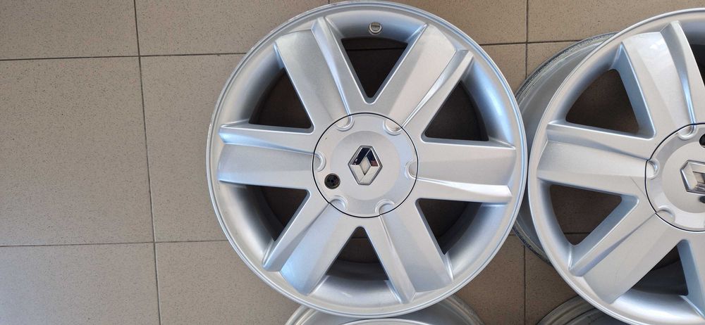 Оригинални джанти 16" Renault 4x100