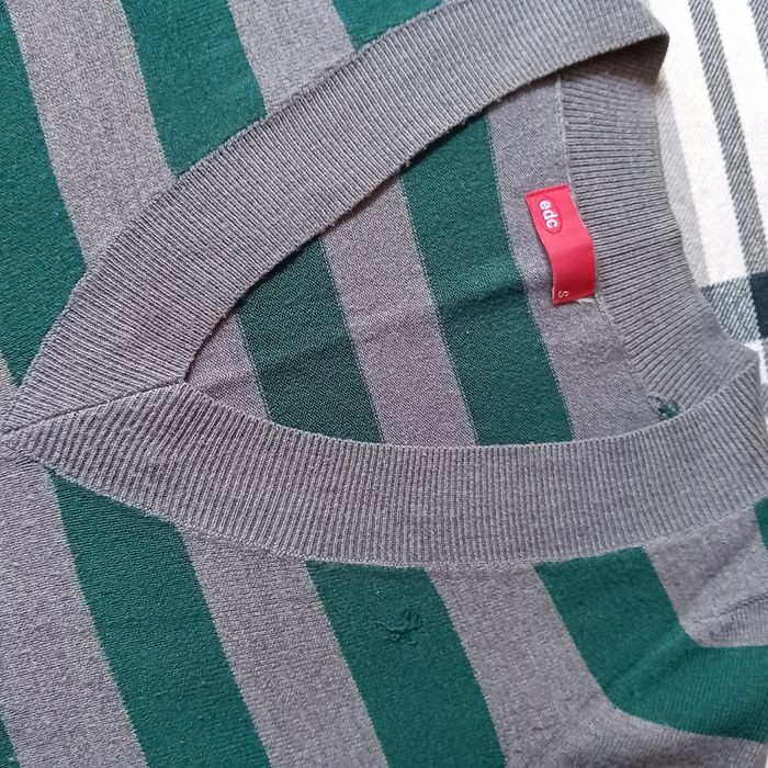 Дамски пуловер в рае