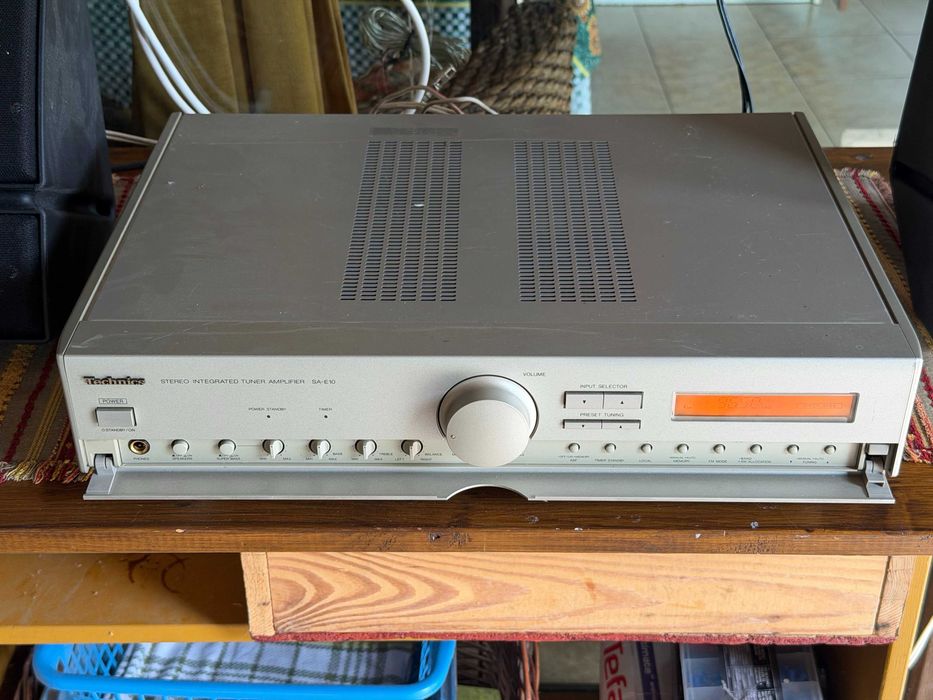 Amplificator Technics SA-E10