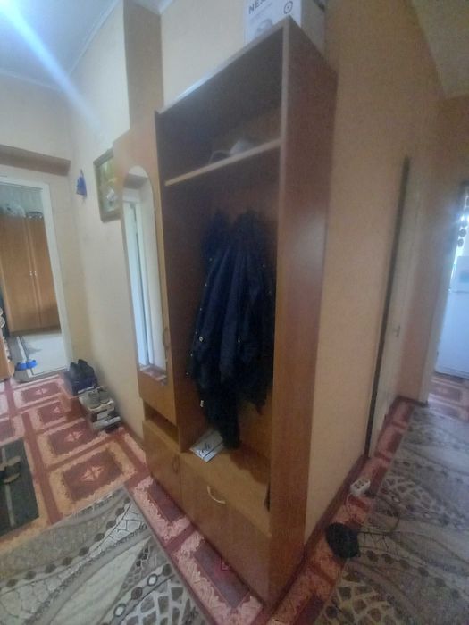 Б/у Шкаф в хорошем состояний