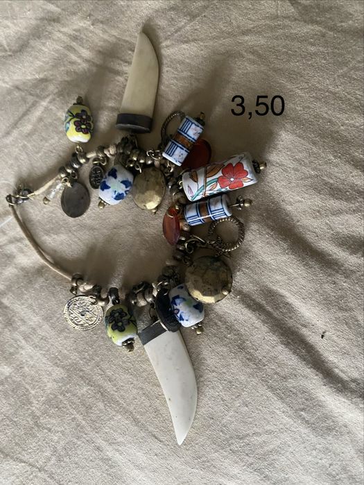 Гривни за големите любители на бижута