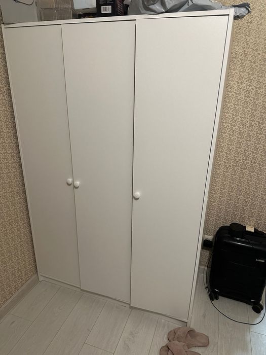 Продаётся шкаф……