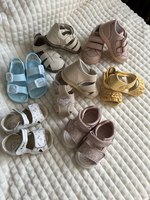 Продам обувь на малышку