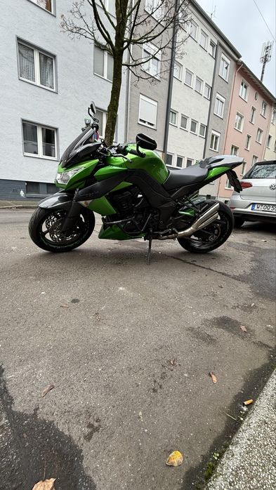 Kawasaki Z1000