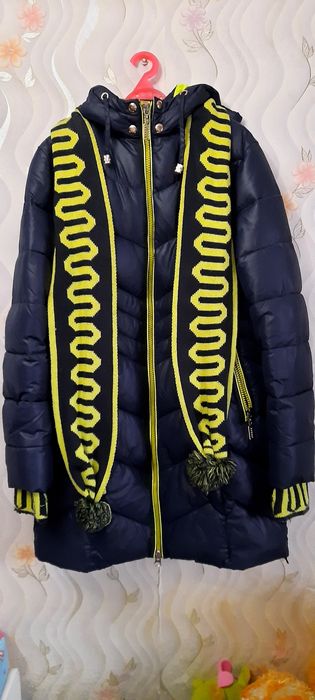 Продам зимние куртку