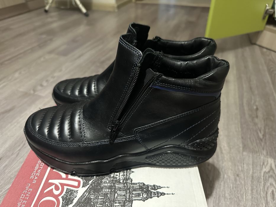 Зимняя обувь 39, новые.