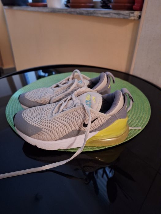 Маратонки Nike air 270 30н.