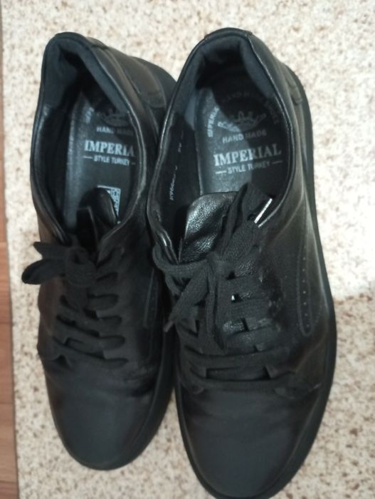 Мужские туфли размер 42